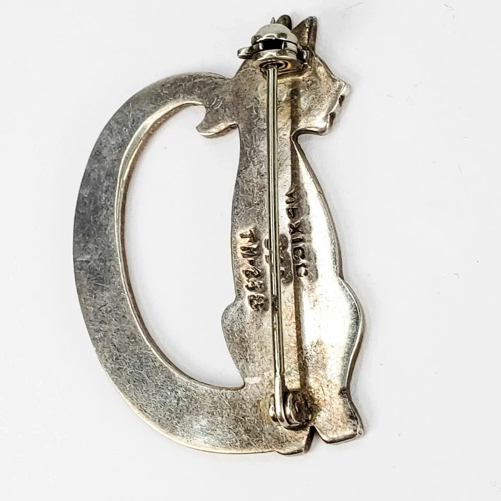 Mexico Cat Brooch 925 Sterling Silver Vintage Etched TM-238 Taxco Pin